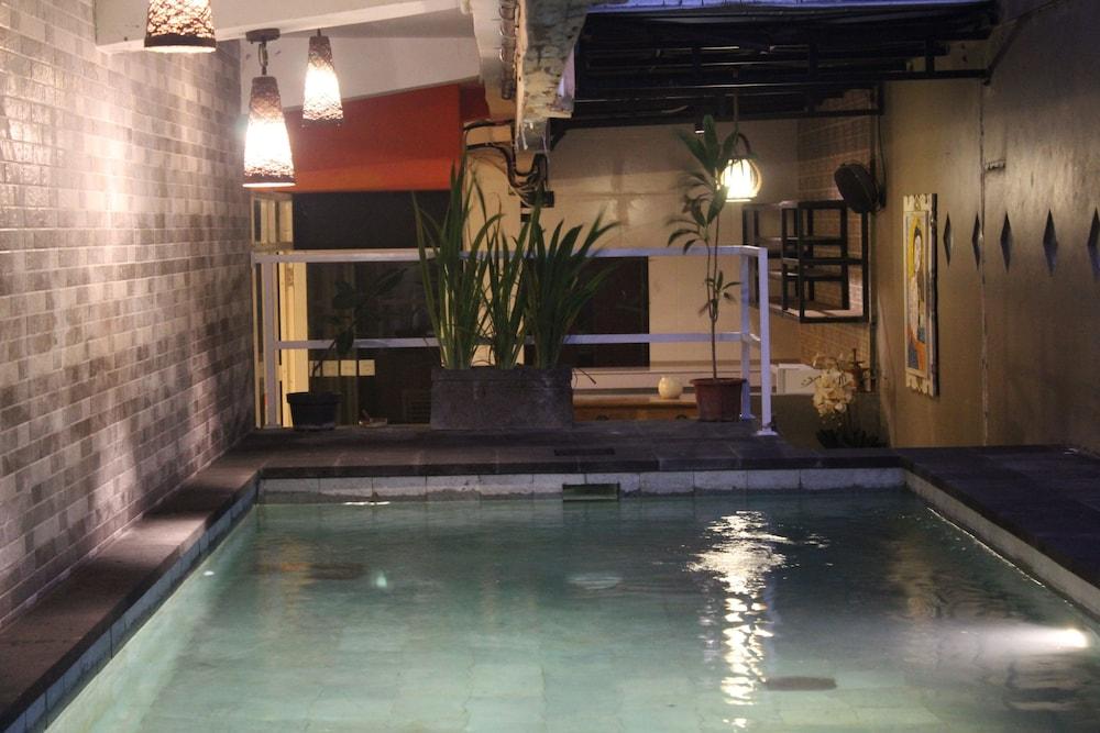 Mahatma Residence Denpasar Exterior foto