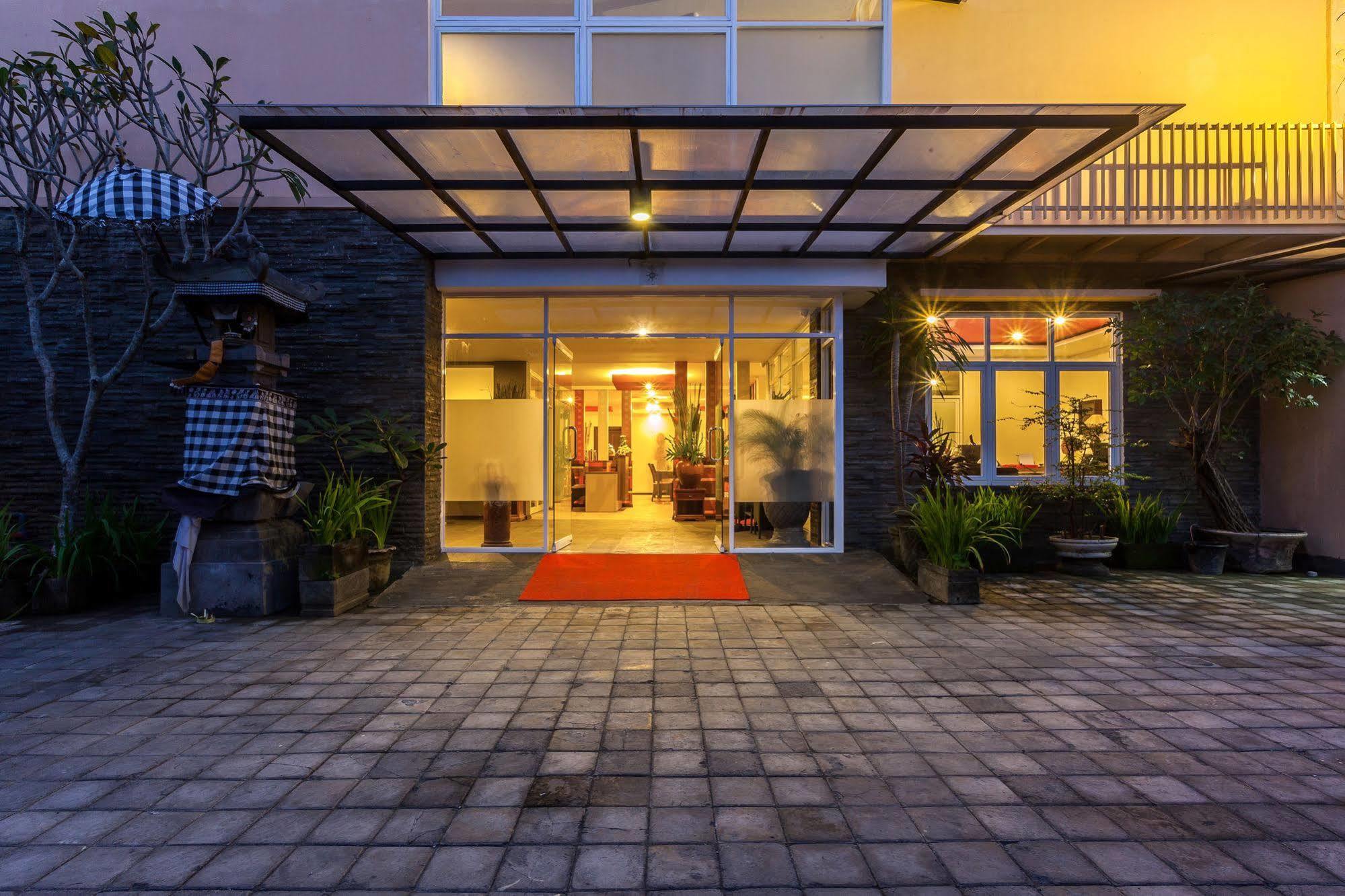 Mahatma Residence Denpasar Exterior foto
